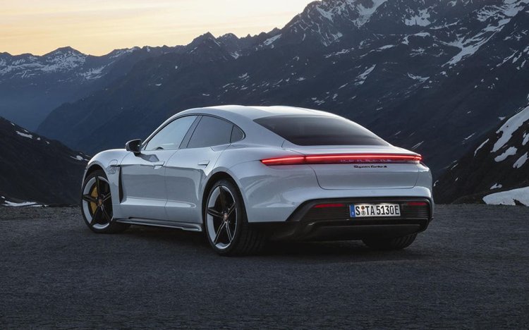 Porsche Taycan