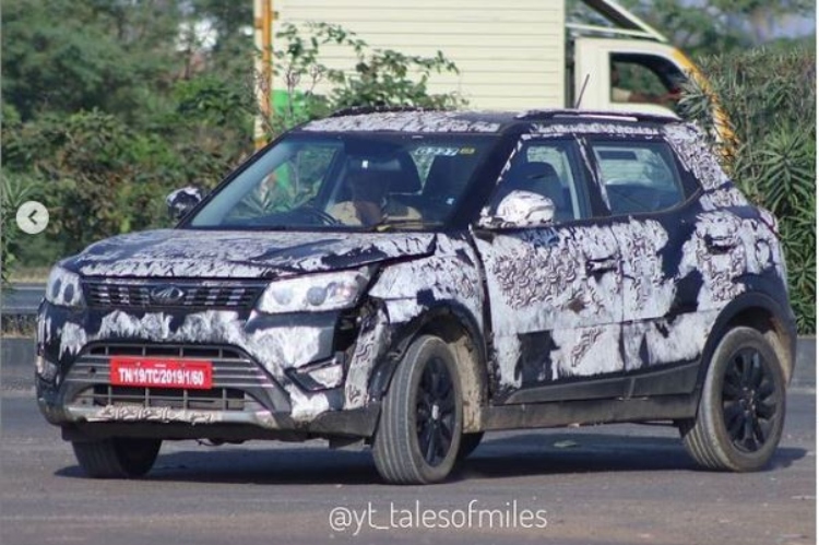 Mahindra Xuv300 Sportz Spied Front Quarter 3
