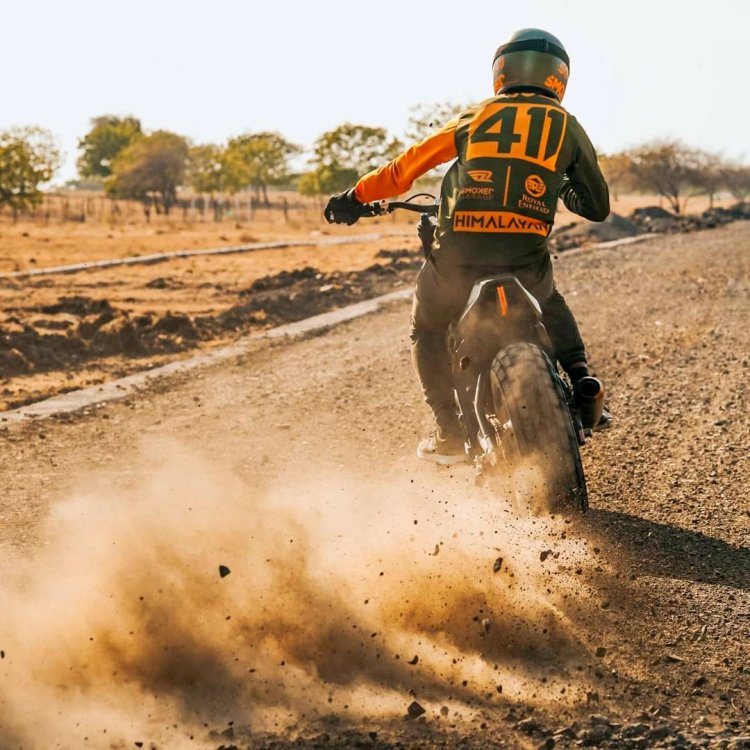 Custom Royal Enfield Himalayan Rear Action