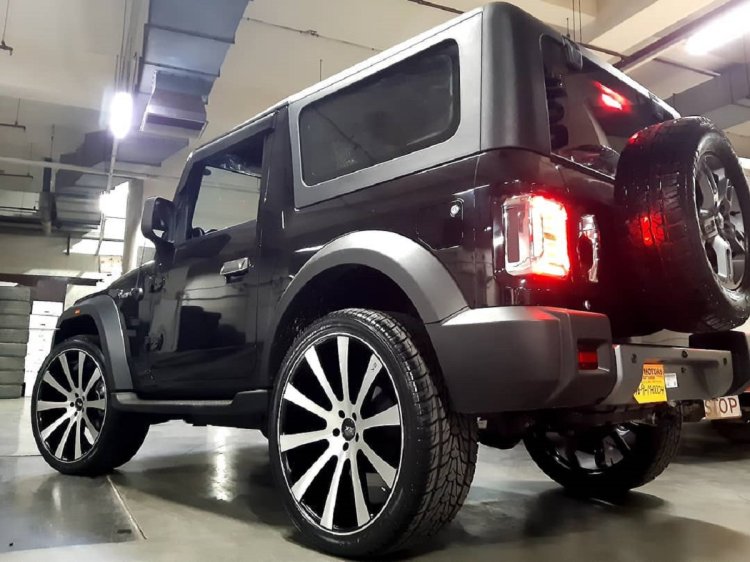 Modified Mahindra Thar 24 Inch Alloy Wheels Rear 3