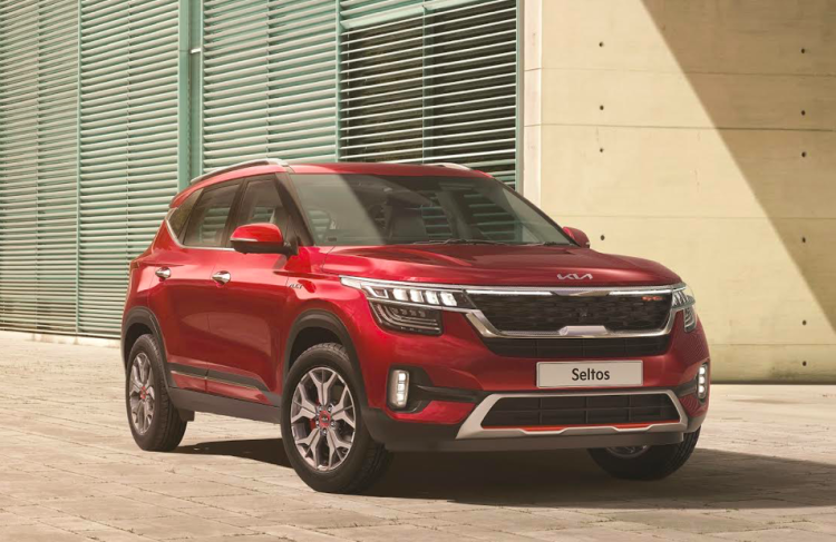 2021 Kia Seltos Images Front Three Quarters