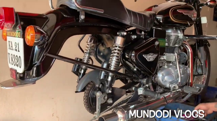 Bullet 350 Rear Wheel Disassembly