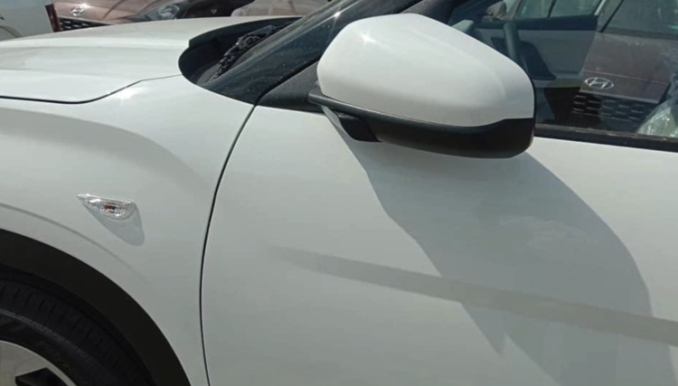 Hyundai Creta E Turn Indicators