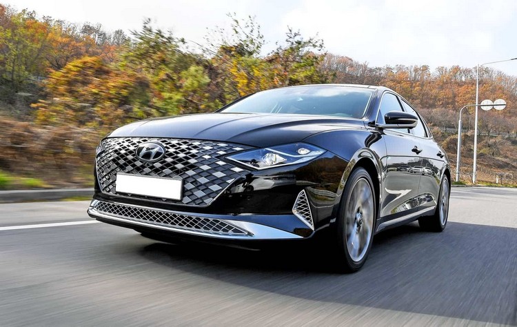 2021 Hyundai Azera Grandeur Three Quarter Front