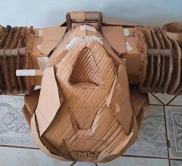 Bmw R 1250 Gs Cardboard Engine Front