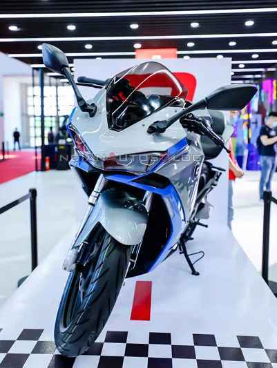 Benelli Electric Sportbike Qj7000d Front1