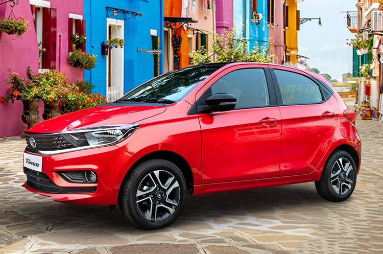 Front Side Look Of Tata Tiago