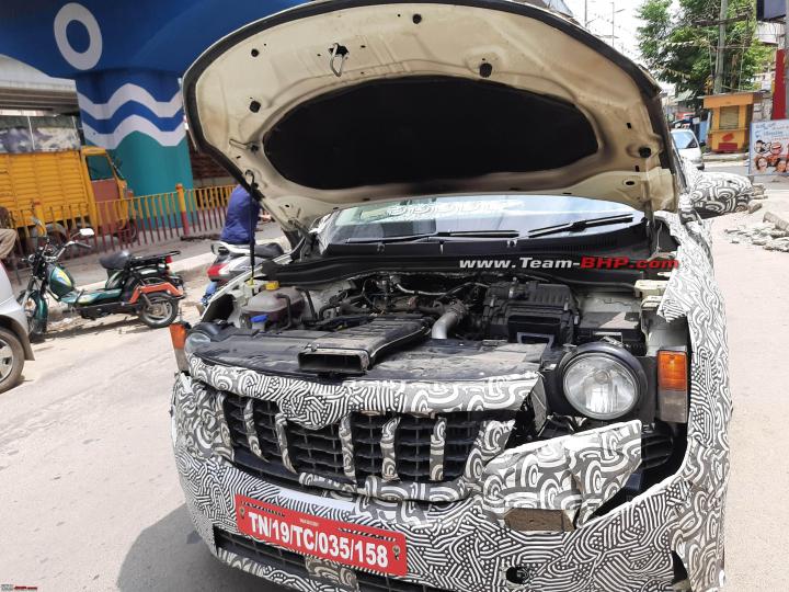 New Mahindra Xuv700 Spy Shot Engine Bay