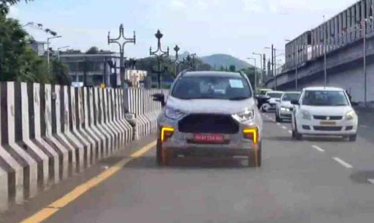 Ford Ecosport Facelift Spy Shot Led Drl