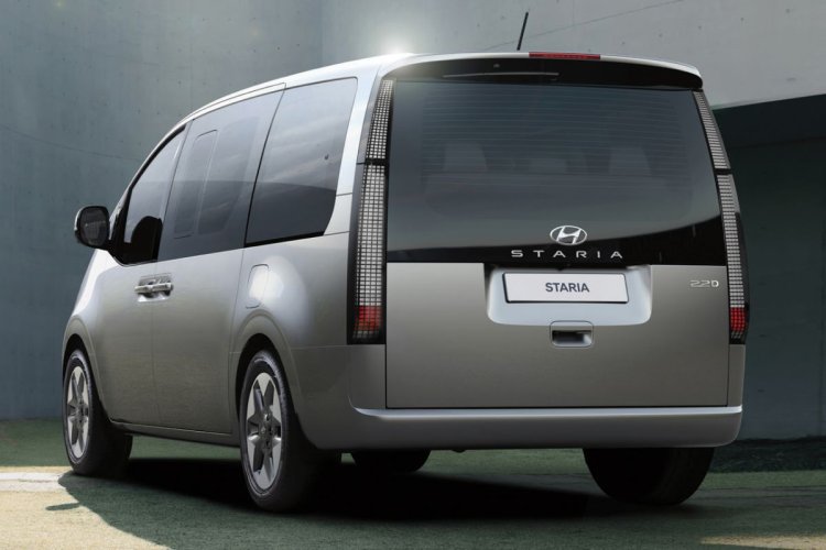 Hyundai Staria Rear Left View