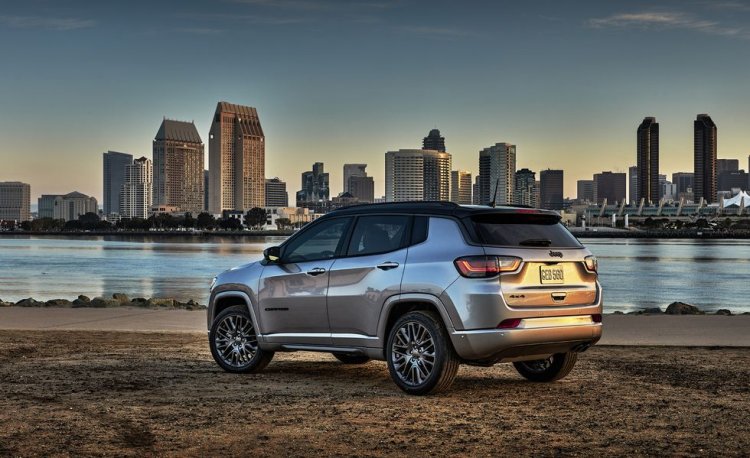 2022 Jeep Compass Rear Left