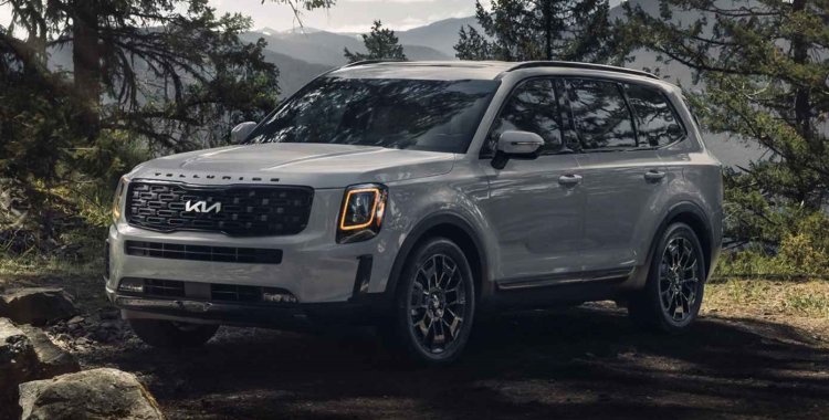 2022 Kia Telluride Front Left