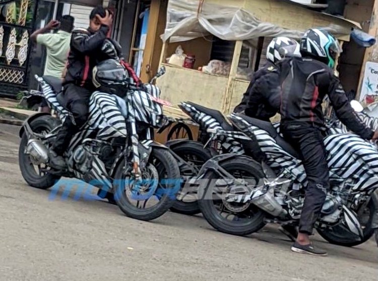 Bajaj Pulsar Ns250 Spy Shot Front Right