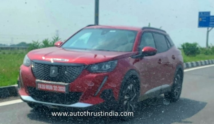 Peugeot 2008 Spy Shot Front Left