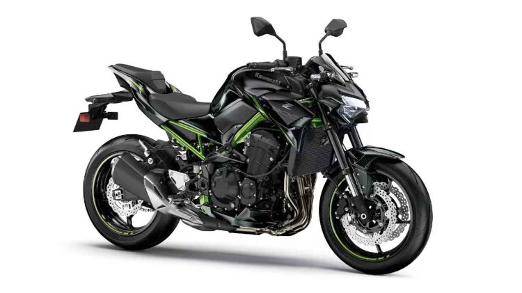 2022 Kawasaki Z900 Front Quarter