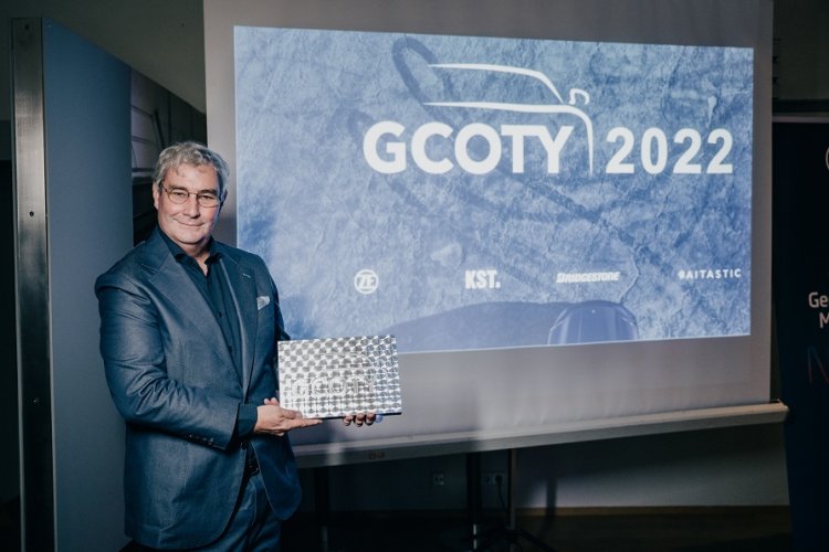 Large 48538 Germancaroftheyear2022hyundaiioniq5win