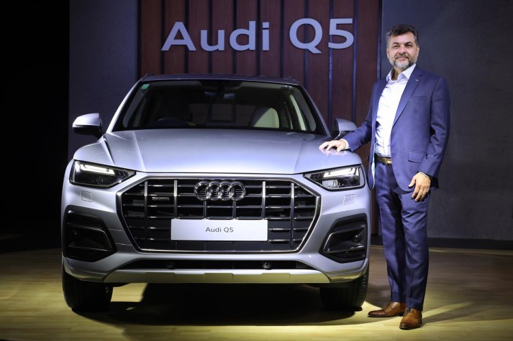 Mr Balbir Singh Dhillon With The New Audi Q5 1