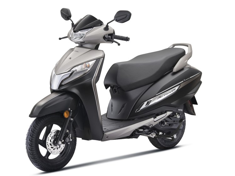 Honda Activa 125 Premium Edition Front Left