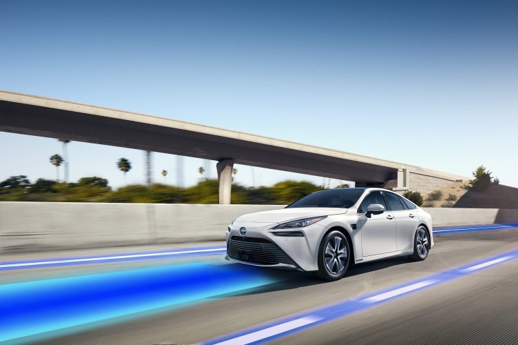 2022 Toyota Mirai Action