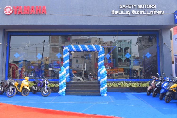 Yamaha Blue Square Erode 