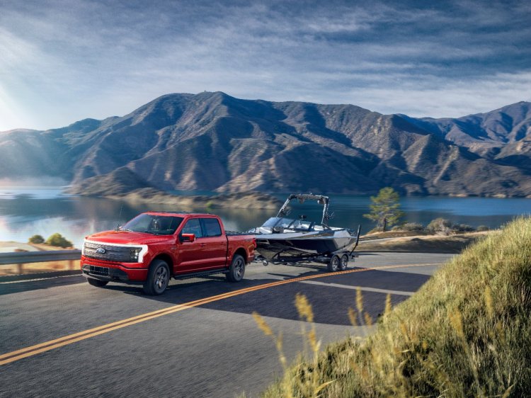 ford f 150 lightning availability date