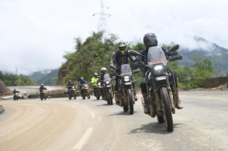 Jawa Yezdi Motorcyclestaktsang Trail 2022 1