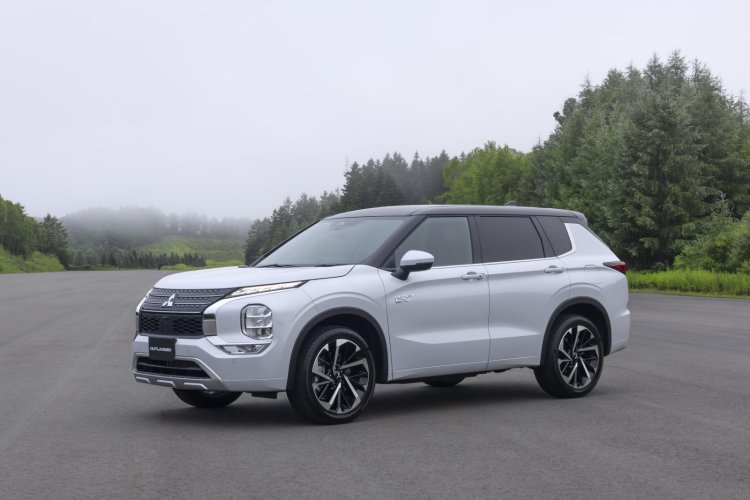 2023 Mitsubishi Outlander Phev Twin Cities Launch