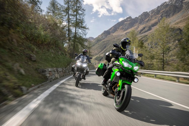 2023 Kawasaki Versys 650 Action