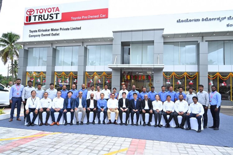 Toyota Used Car Outlet Tuco Front