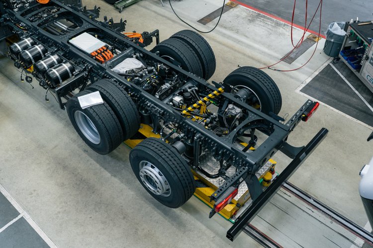 Mercedes Benz Eeconic Truck Assembly Line