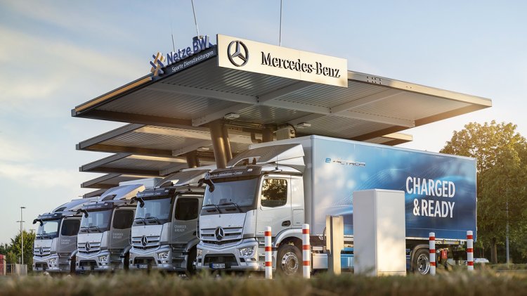 Mercedes Benz E Trucks Charging Station