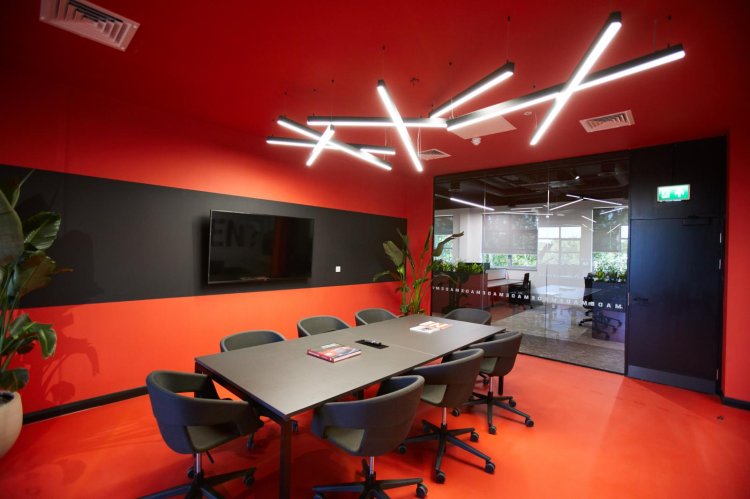 Mahindra Made 10 08 22 0484