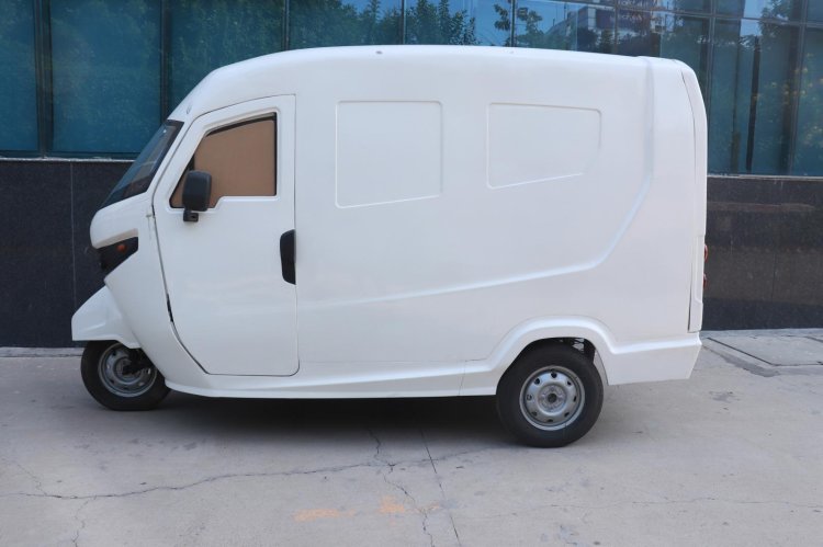 Otua 3wheeler Cargo Ev Left Side
