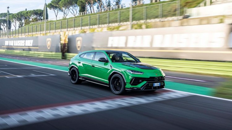 Lamborghini Urus Performante Race Track