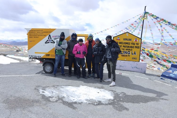 Astro Navya At Umling La Pass 1