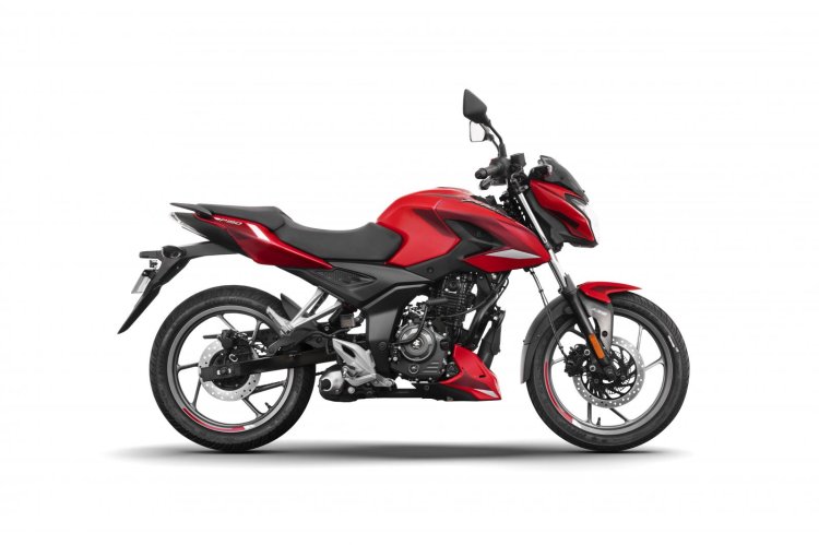2023 Bajaj Pulsar 150 Right