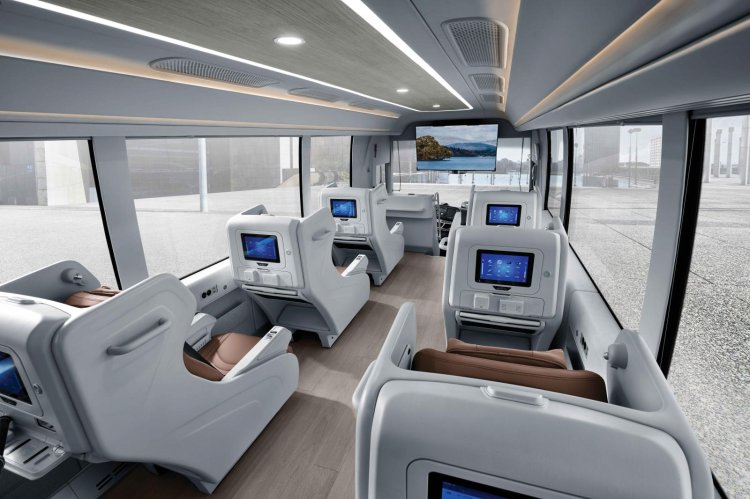 Hyundai Universe Mobile Office Interior