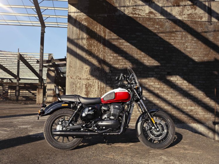 Yezdi Roadster Crimson Dual Ton Right Side