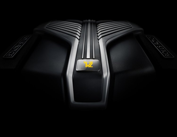 Rolls Royce Black Badge Wraith Black Arrow Engine