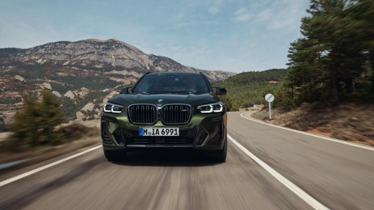 2023 BMW X3 M40i フロント