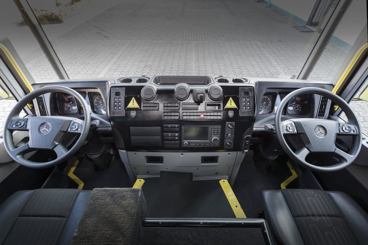 Mercedes Benz Econic Double Steering