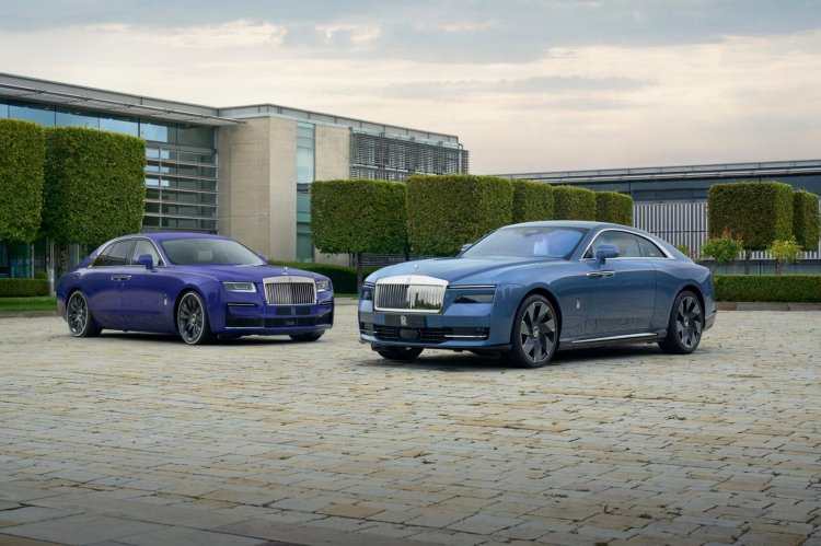 Rolls-Royce Spectre & Ghost Showcased at Salon Privé, Concours d’Elégance