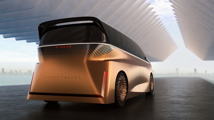 Nissan Hyper Tourer Concept Rear Quarter