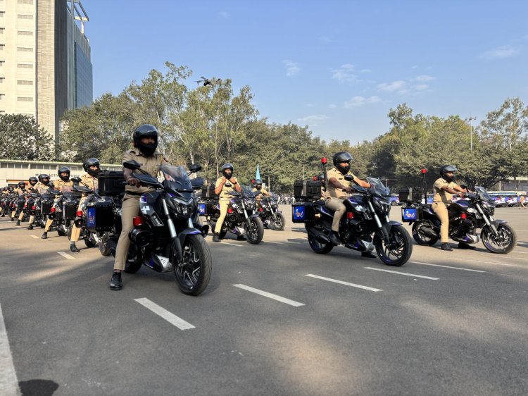 Bajaj Dominar 400 Pune Police