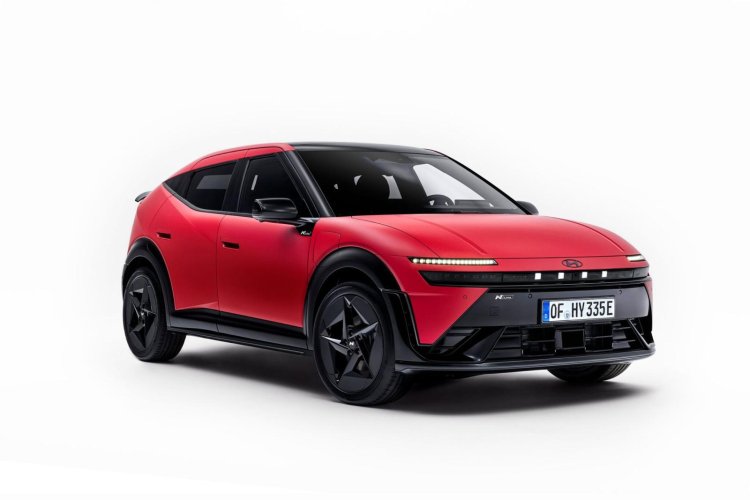 Hyundai Ioniq 3 Front Quarter