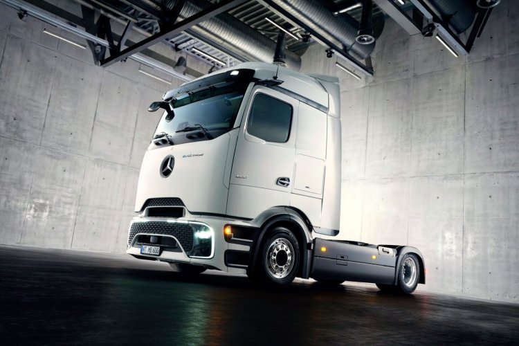 Mercedes Benz Eactros Lowliner