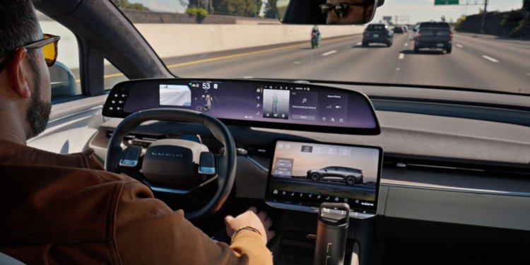 Lucid Hands Free Drive Assist
