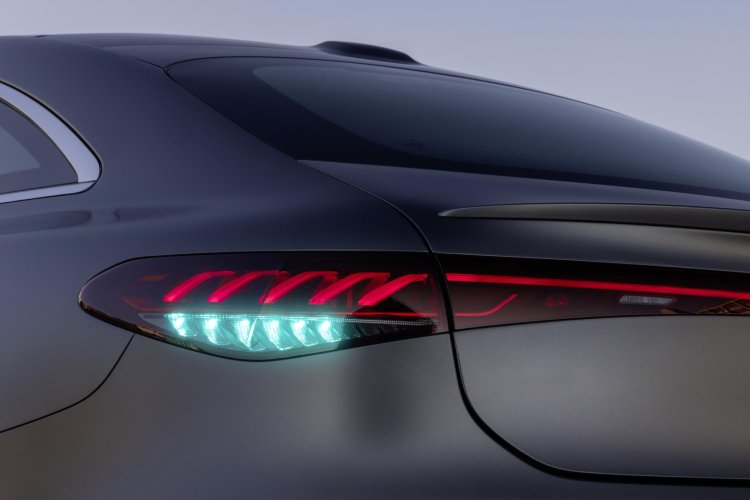 Mercedes Turquoise Automated Driving Lights Rear C