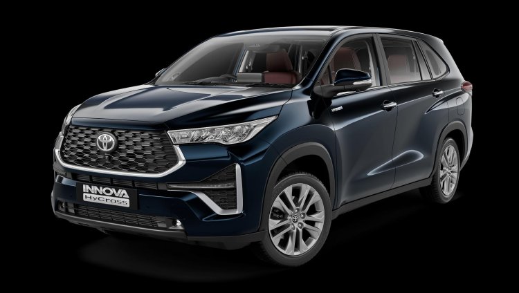 Toyota Innova Hycross Ageha Black