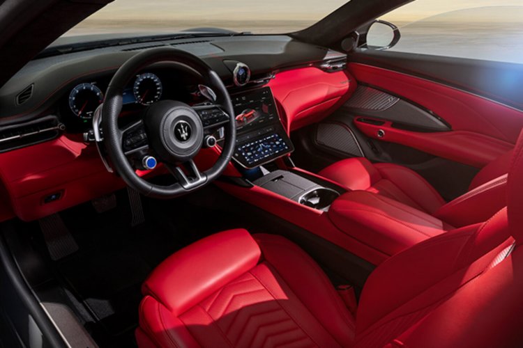 2025 Maserati Grancabrio Interior